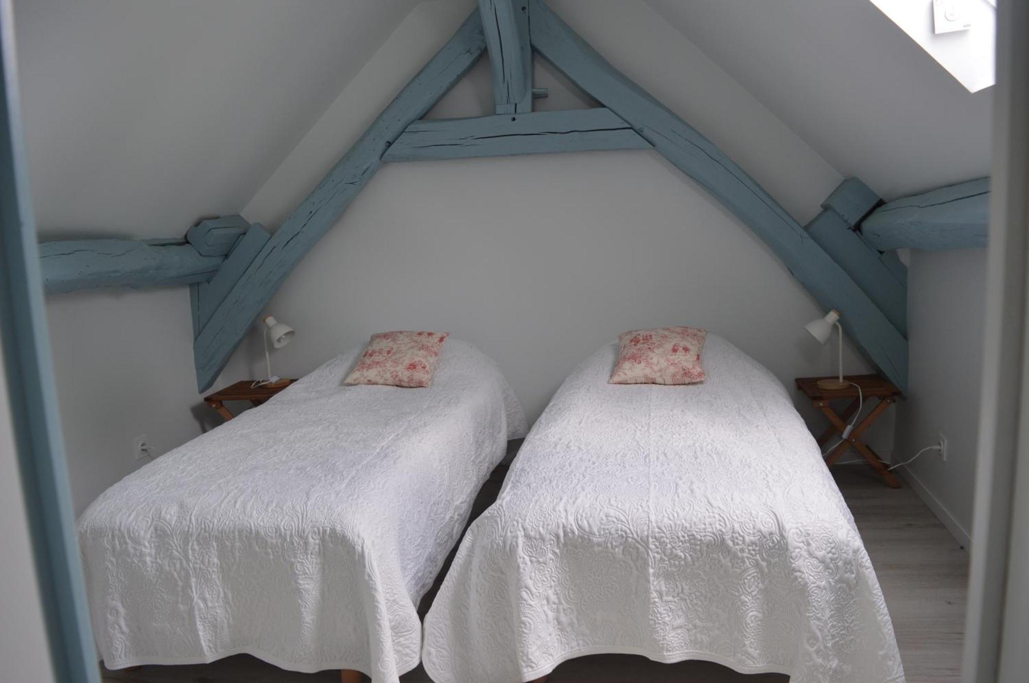 Gite De Charme, Grand Confort Marolles-sous-Lignieres Luaran gambar