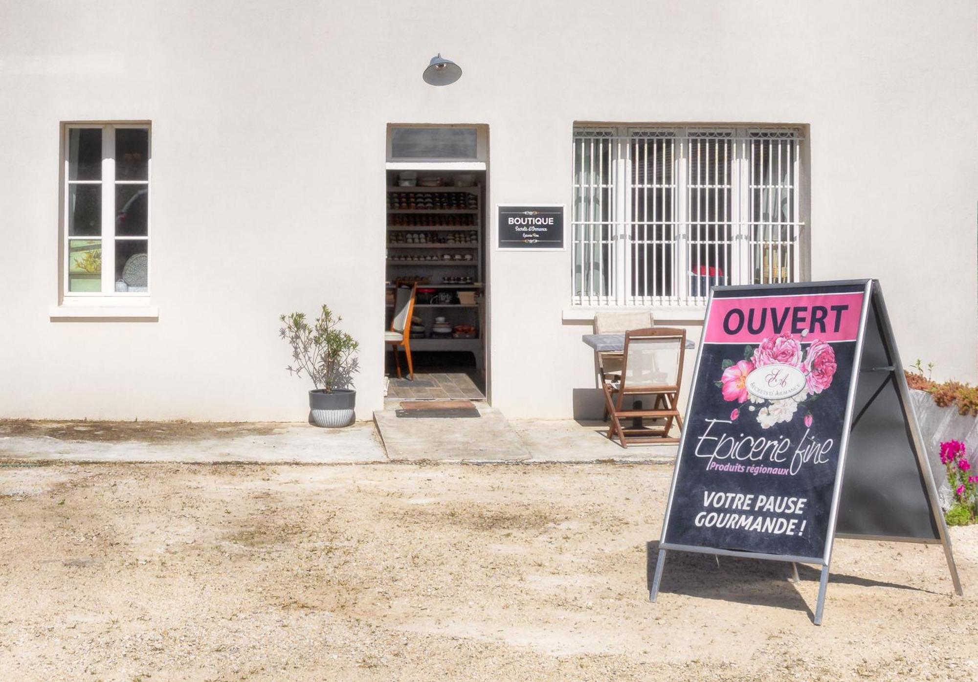 Gite De Charme, Grand Confort Marolles-sous-Lignieres Luaran gambar